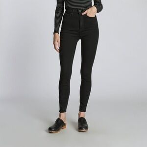 Everlane Authentic Stretch High-Rise Skinny Jeans in Black